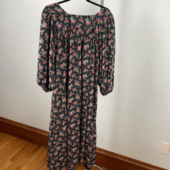 Flower print dress - Picture 3 of 3